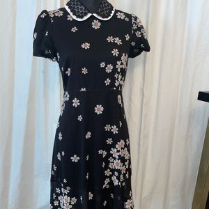 RED Valentino  silk print dress w/lining. Size 40